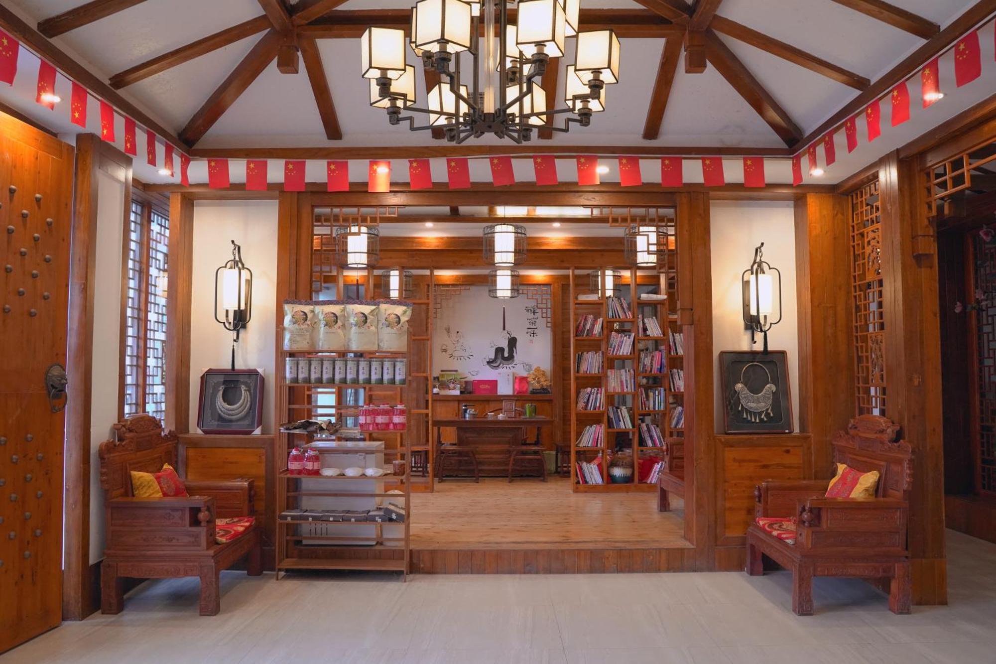 一树一花客栈眷恋店 Apartment Wulingyuan Exterior photo